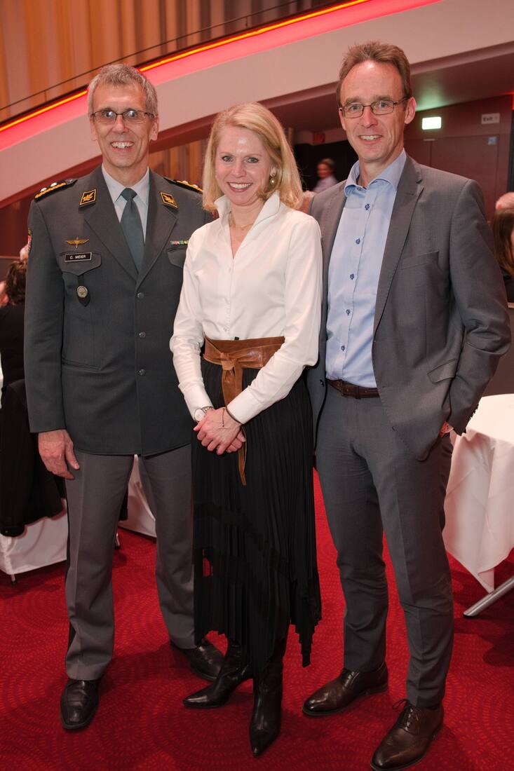Claude Meier, DivisionÃ¤r;Sandra Ruckstuhl, Leiterin Kommunikation; CSC Behring;Armin Berchtold, CEO Securitas