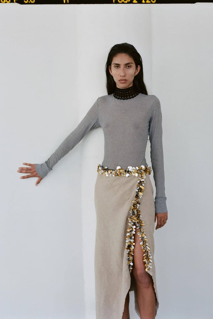 Diotima: Die sinnlichen Kleider zelebrieren jamaikanisches Handwerk und New Yorker Coolness.