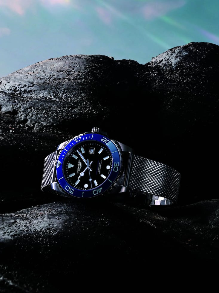 Longines Hydroconquest
Eben erst vorgestellt: Die Neuauflage des Taucheruhrklassikers. Es gibt die Uhr im 39- oder 42-Millimeter-Gehäuse – mit vier neuen Zifferblattvariationen und fünf Lünetten. Preis: 1700 Franken.