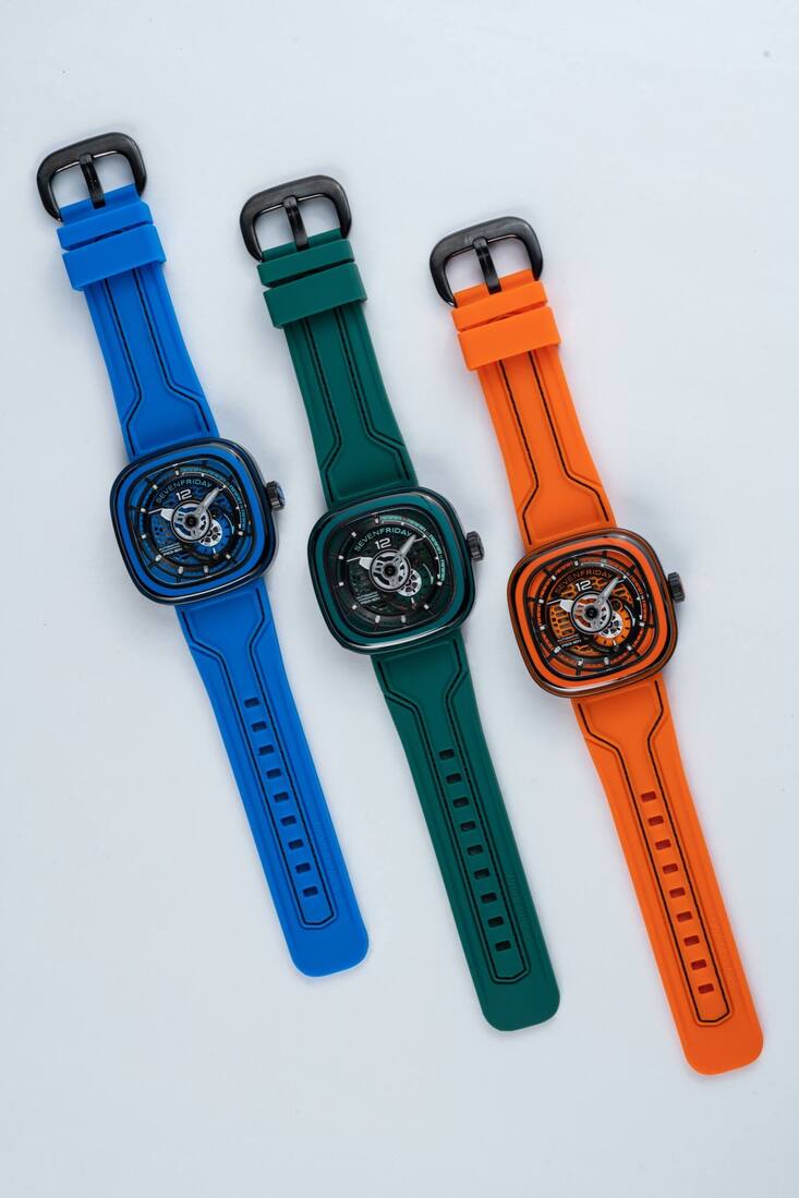 Die Neuauflage in blau, grün und orange.