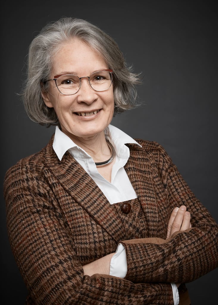 Katharina M. Fromm, Vizerektorin Forschung und Innovation, Universitaet Freiburg posiert fuer ein Portrait, aufgenommen am Montag, 7. Maerz 2022 in Fribourg. (Michael Buholzer fuer Bilanz)