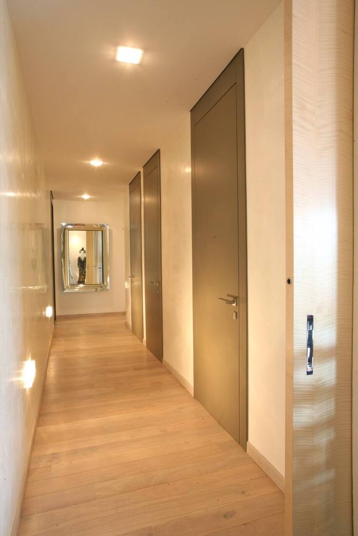 Insgesamt bietet die Liegenschaft sieben Zimmer.