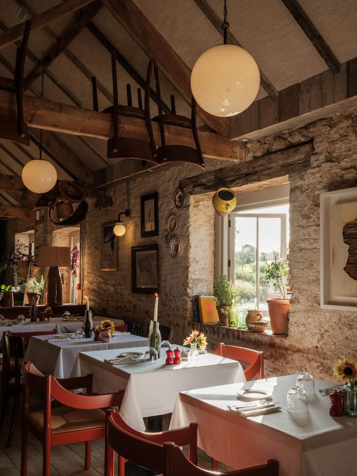 <p>Das «Da Costa» in Bruton verbindet typisch Englisches mit traditionell Italienischem. Das Tagesgericht wird über dem Feuer gekocht.</p>