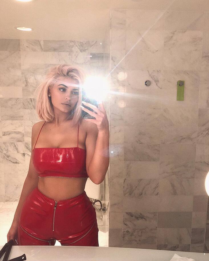 Kylie Jenner releases a photo on Instagram 