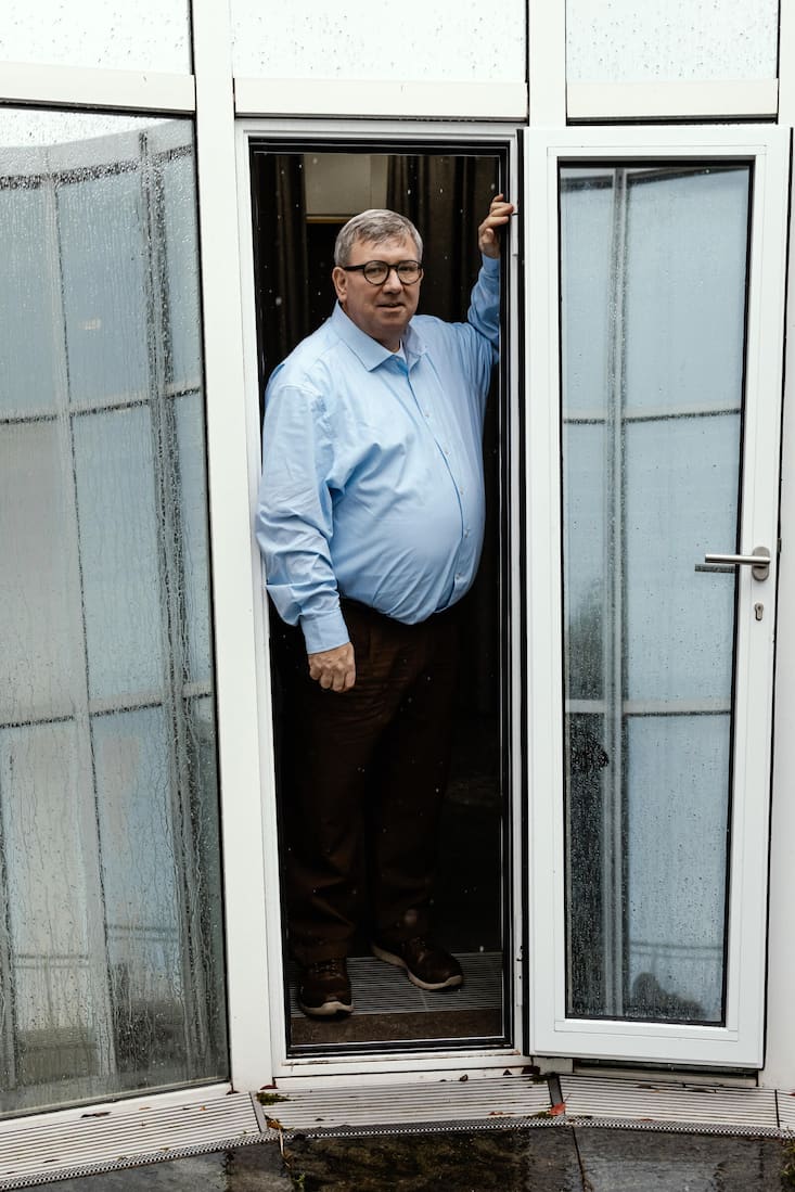 zuversichtlichSimon Evenett warnt davor, es mit der Düsternis zu übertreiben, und betont, dass sich, wo Risiken sind, auch Chancen ergeben.