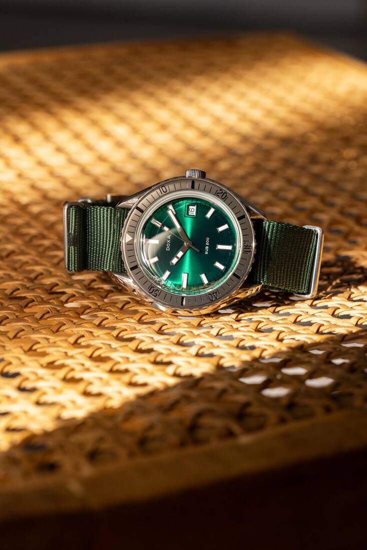DOXA Sup 200