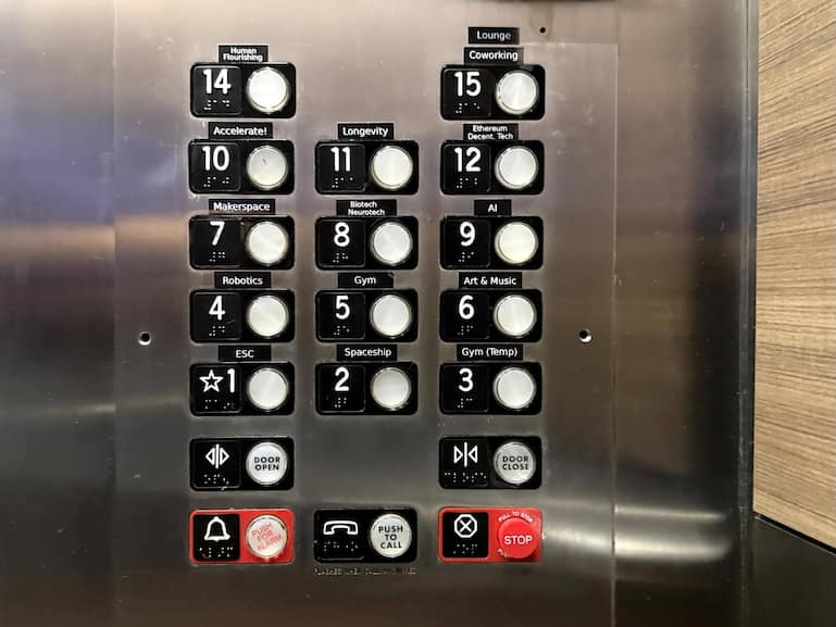 Robotik, KI, Longevity: Im Frontier Tower ist jedes einzelne Stockwerk einer anderen Zukunft gewidmet.