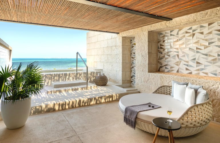 Seite 6 unten (RESERVE) - Hotel Atelier Playa Mujeres Cancun.jpg
