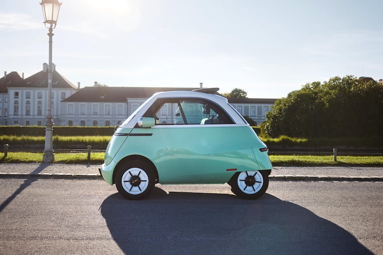 Microlino Dolce Paris Mint.jpg
