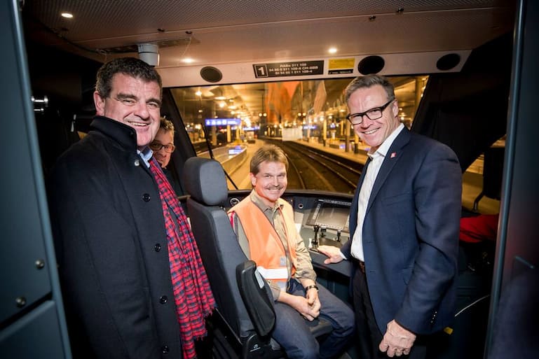 Stadler Rail Chef Peter Spuhler und SBB-CEO Andreas Meyer