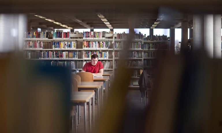 student-bibliothek.jpg
