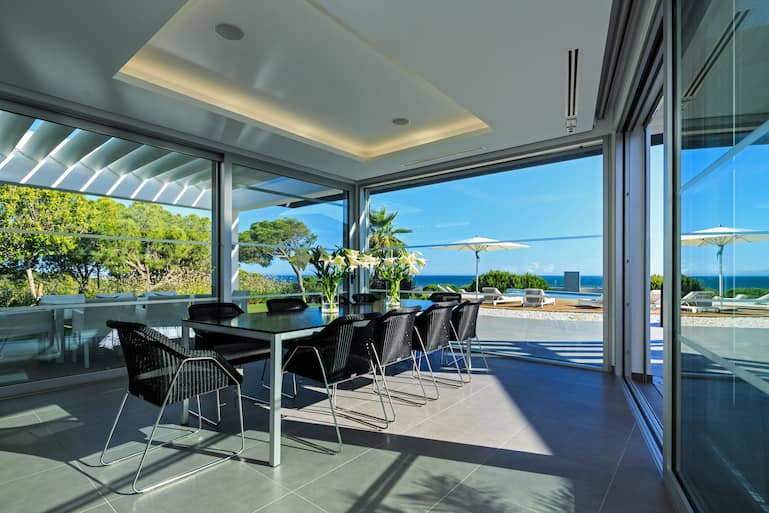 Villa mit direktem Strandzugang in Quinto do Lago, Algarve