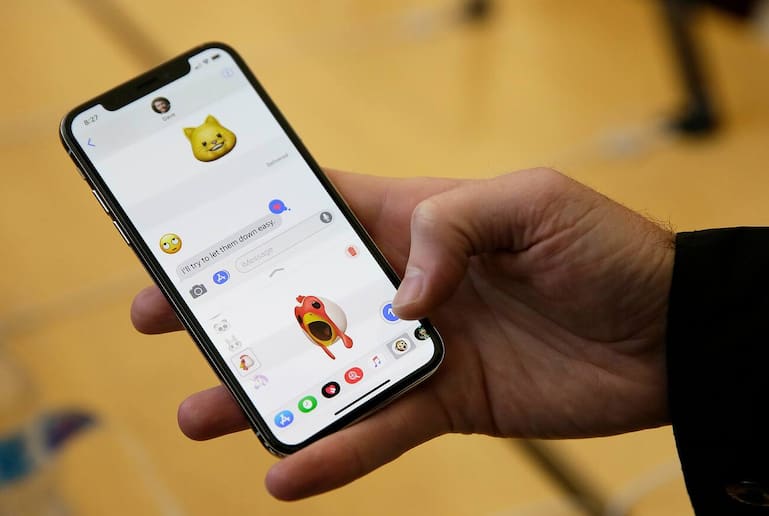 iPhone X