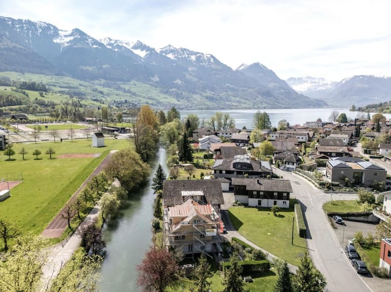 Von Paris nach Wilen OW: In der Weltstadt ist Axa-Chef Buberl ­wohnhaft, in der Innerschweiz sorgt er vor.