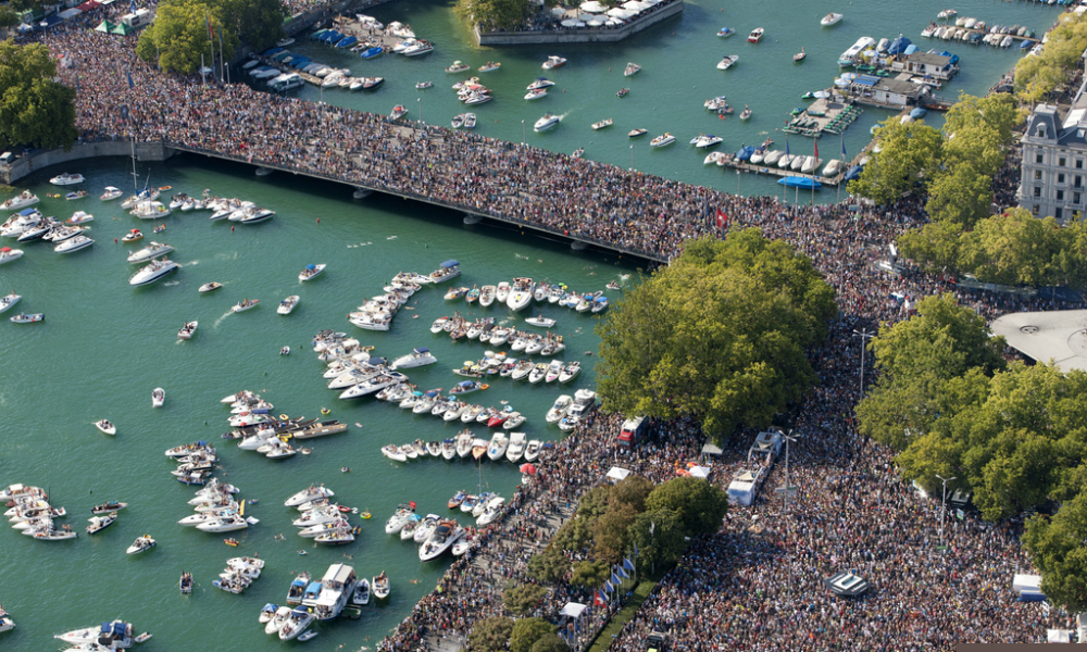 street-parade-2011.jpg