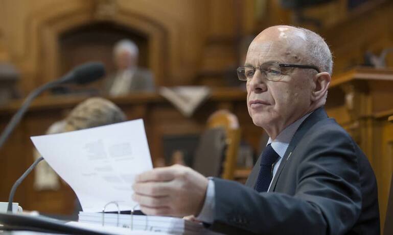 ueli_maurer_0.jpg