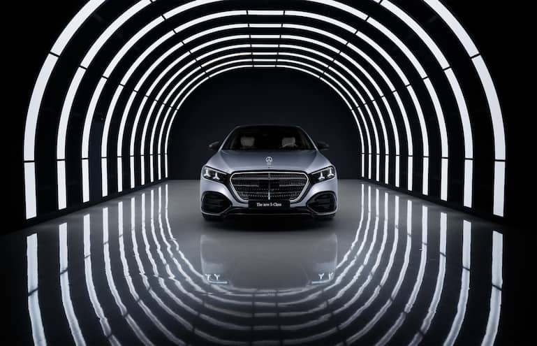 Die neue Mercedes-Benz S-Klasse: Verfeinert bis in jedes Detail

The new Mercedes-Benz S-Class: Refined in every detail.