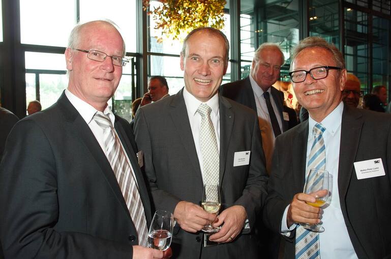 svc2014_1027.jpg