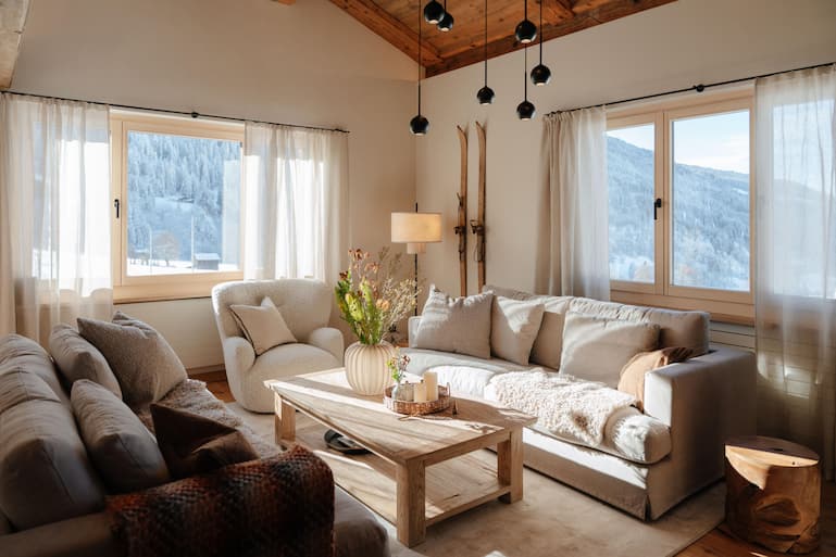 Chalet-Stil für eine Wohnung in Graubünden.