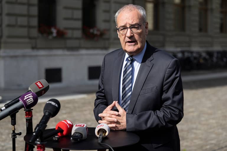 Nobels letzter Gegner: Bundesrat Guy Parmelin will Winzer schützen.
