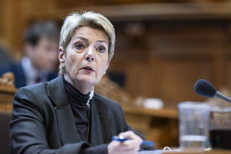Karin Keller-Sutter bekommt die geballte Gegenwehr des Parlaments gegen die überzogene Regulierung zu spüren.