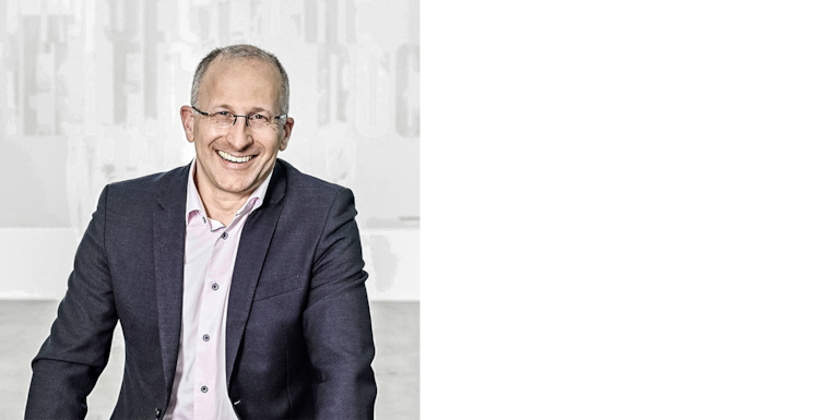 Prof_Dr_Marc_K_Peter_Australia_2.png