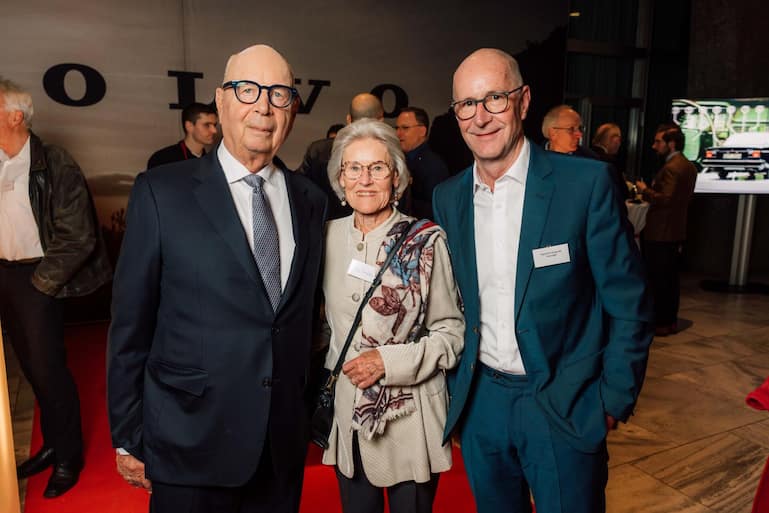 Klaus Schwab, Gründer World Economic Forum; Hilde Schwab, Ehefrau von Klaus Schwab; Franz Egle, Dynamics Group AG.