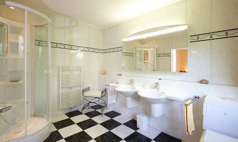 badezimmer_1.jpg