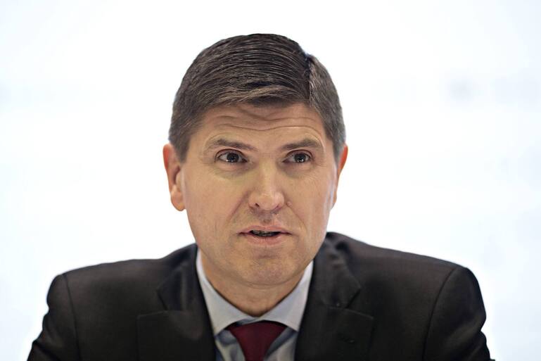 George Quinn, chief financial officer of Zurich Insurance Group AG, speaks during the company's full year results news conference in Zurich, Switzerland, on Thursday, Feb. 11, 2016. Zurich Insurance reported a worse-than-expected loss in the fourth quarter as the company makes plans to turn around its unprofitable general insurance unit. Photographer: Michele Limina/Bloomberg ***Local Caption *** George Quinn