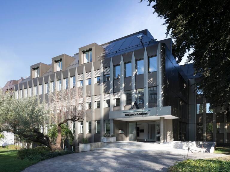 Exterior view of the headquarters of staffing firm Adecco Group in Zurich, Switzerland, on September 15, 2017. (KEYSTONE/Gaetan Bally)Aussenaufnahme des Hauptsitzes des Personaldienstleisters Adecco Group, aufgenommen am 15. September 2017 in Zuerich. (KEYSTONE/Gaetan Bally)