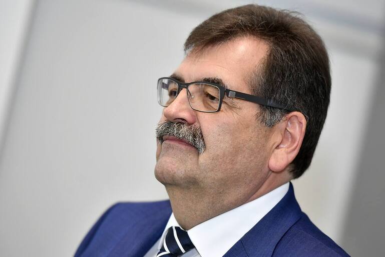 Bombardier-Schweiz-Chef Stephane Wettstein an einer Medienkonferenz in Zuerich am Mittwoch, 6. November 2019. (KEYSTONE/Walter Bieri)