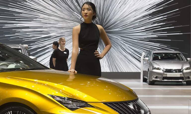 lexus_hostesse.jpg