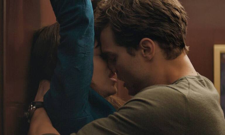 fifty-shades-of-grey-uhr2.jpg