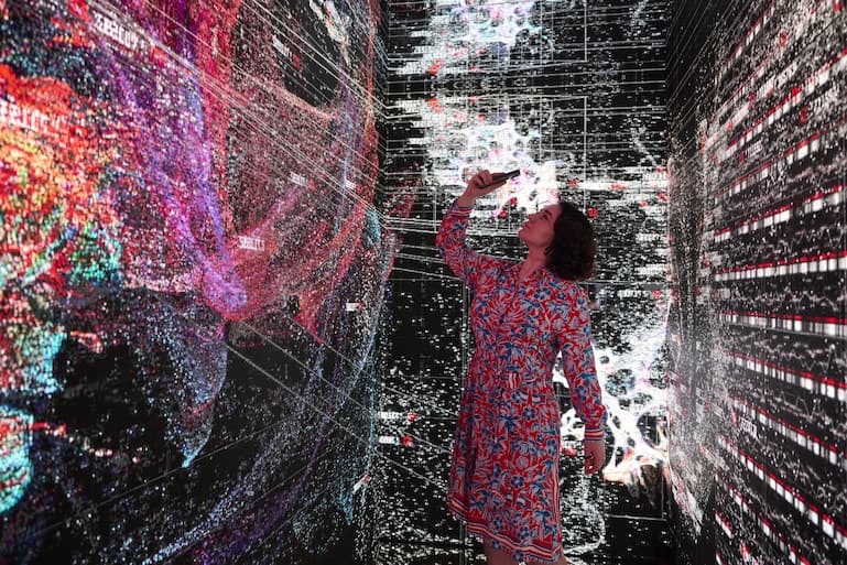 Das poppt: Impressionen von der Art Dubai 2025.