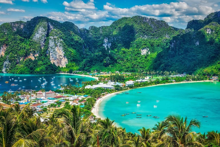 Blick auf Koh Phi Phi, Krabi, Thailand.