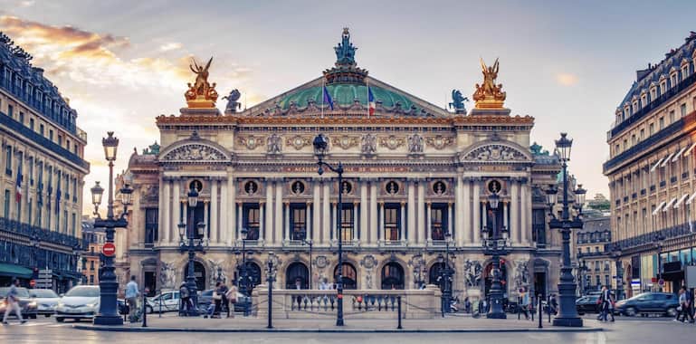 Das Palais Garnier der Opéra in Paris.