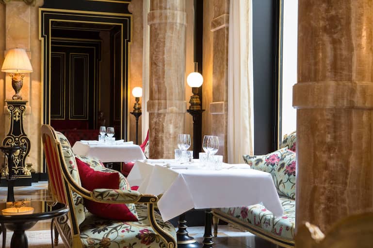 La Réserve Paris, Paris
