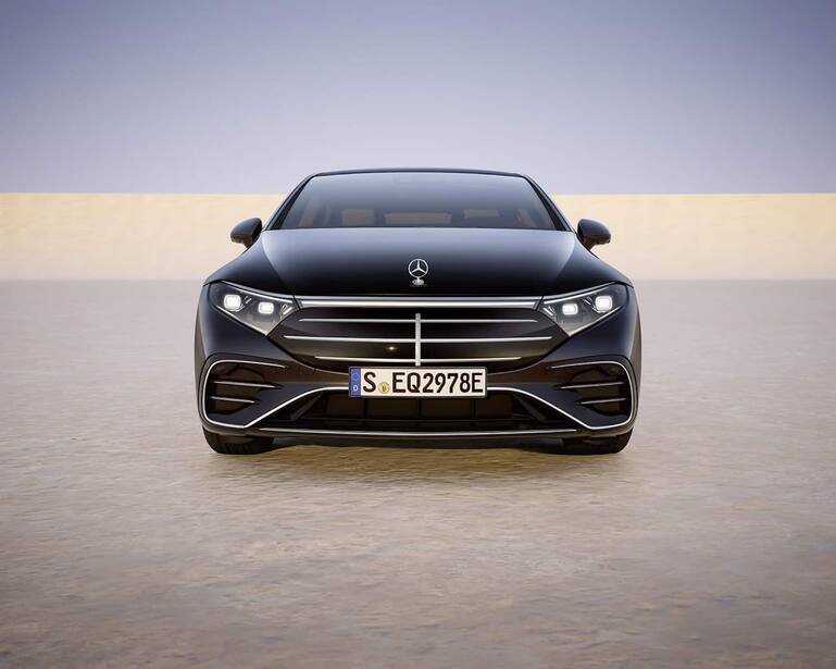 Mit den ­Mercedes-E-Fahrzeugen fremdelten viele. Nun haben die Stuttgarter die EQS-Limousine einem Facelift unterzogen.