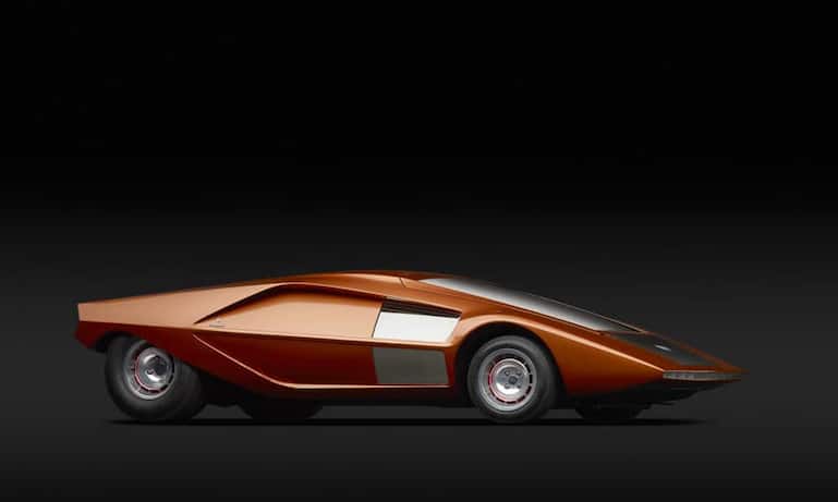 1970-lancia-stratos-zero-f3q-dark.jpg