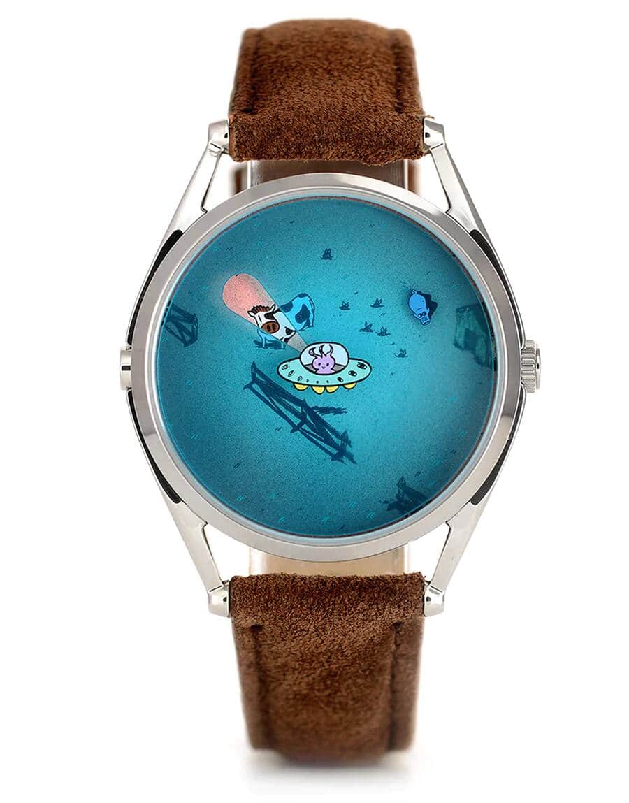 «Beam me up»: Auf diesem Zifferblatt ist viel los.